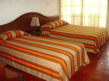 Hotel Puerto Palmeras Tarapoto Resort Exterior photo